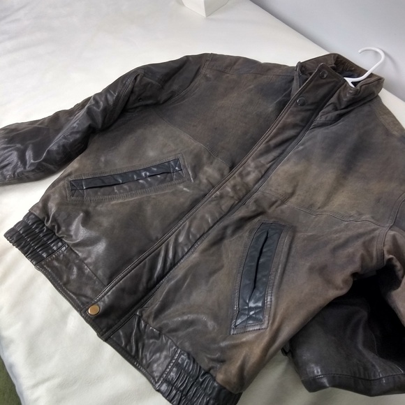 🌿VINTAGE LEATHER JACKET🌿 - Picture 8 of 8